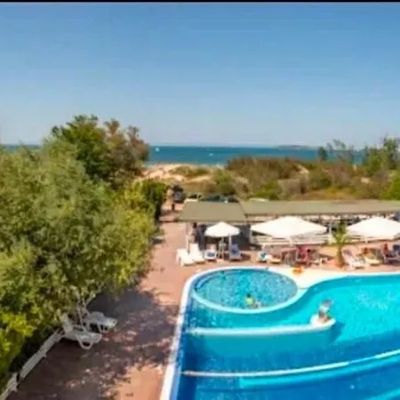 Apartment Beachfront Sozopoli Private On Tsarski Beach-zlatna Ribka-gold Wheelhouse Sosopol
