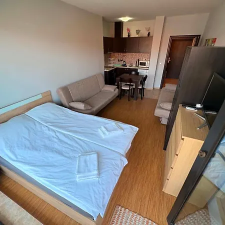 Apartment Beachfront Sozopoli Private On Tsarski Beach-zlatna Ribka-gold Wheelhouse *