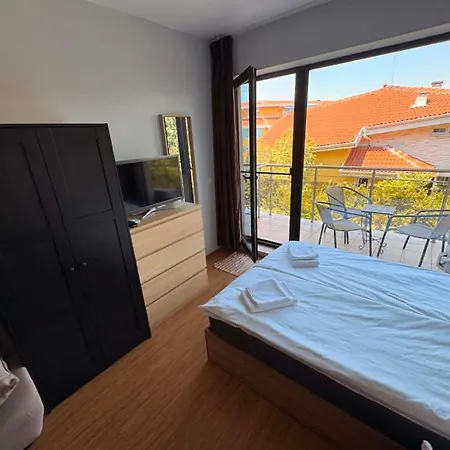 Apartment Beachfront Sozopoli Private On Tsarski Beach-zlatna Ribka-gold Wheelhouse Sosopol
